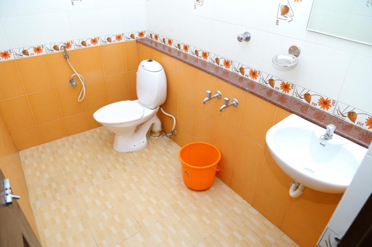 Princess Inn Royal Thiruvananthapuram Ngoại thất bức ảnh