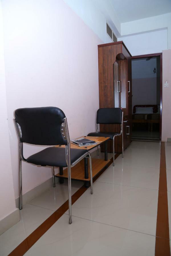 Princess Inn Royal Thiruvananthapuram Ngoại thất bức ảnh